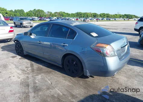 2010 Nissan Altima 2.5 S z USA, uszkodzony, nr VIN 1N4AL2AP0AN566740